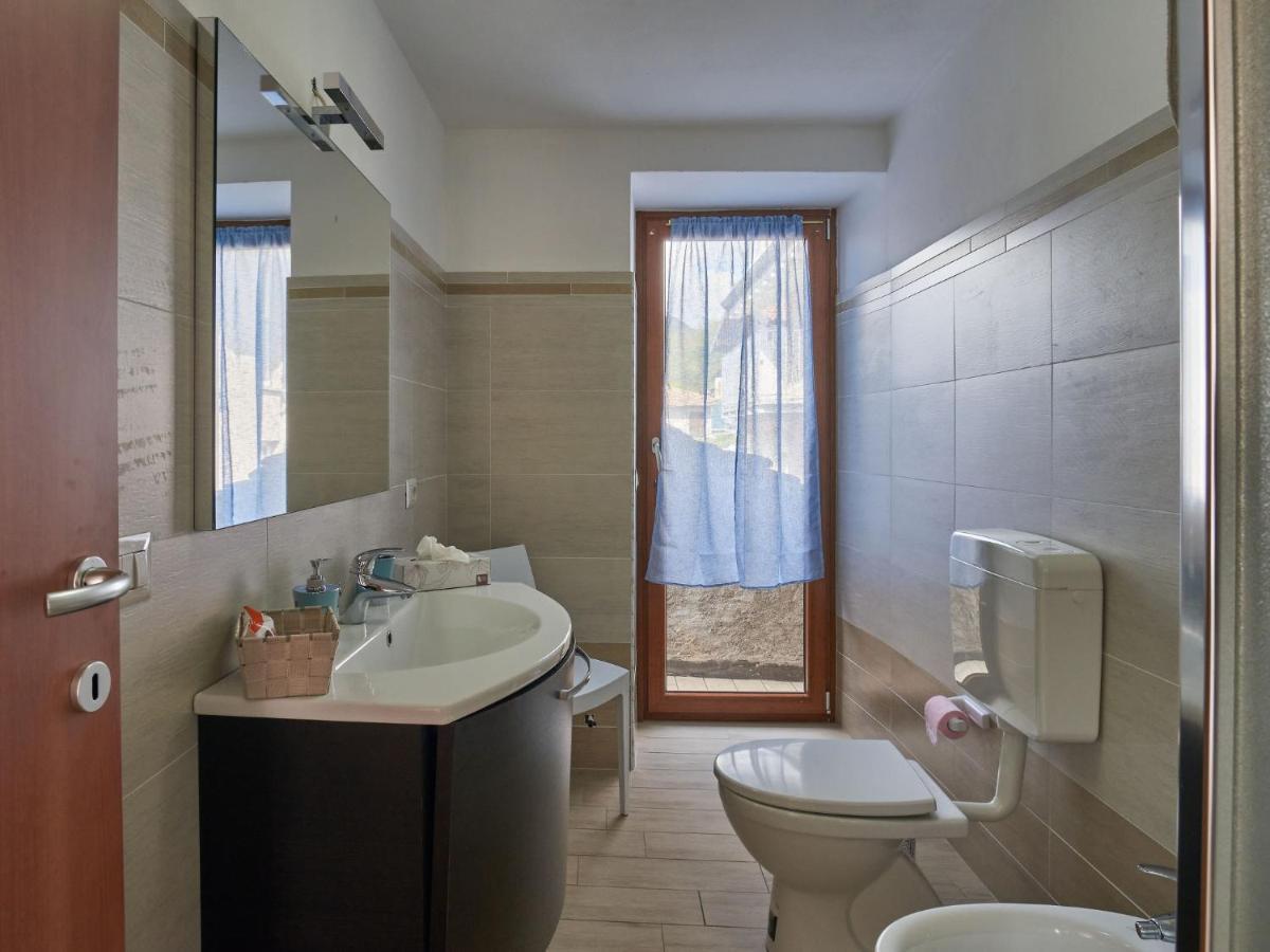 Apartment Rustico Maria - Dma390 By Interhome Vercana Exteriör bild